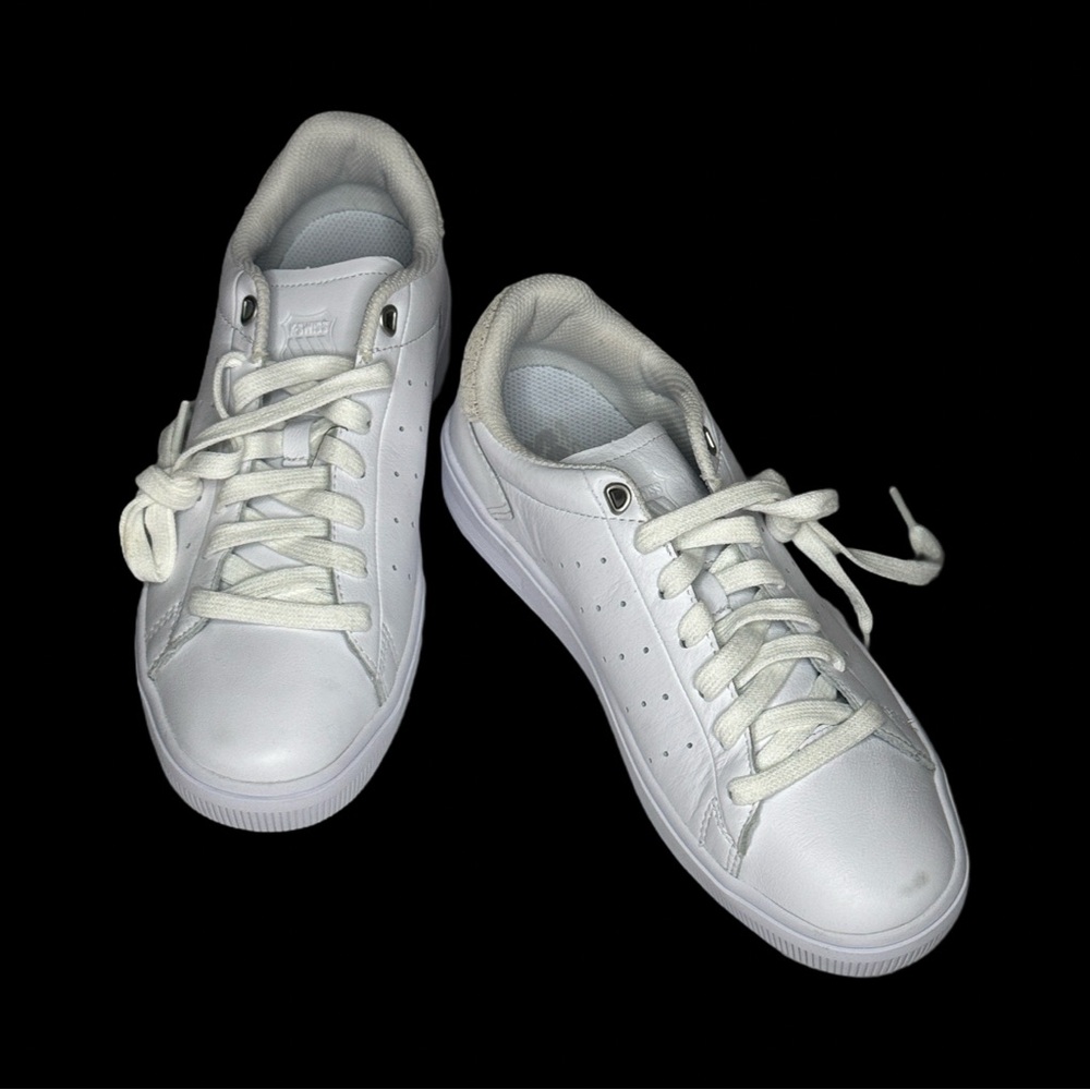 NWOT K-Swiss White Sneakers